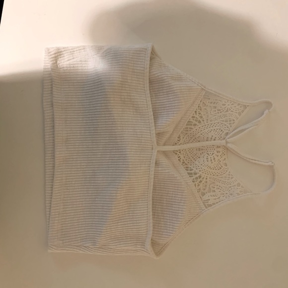 Small white halter top, never worn, very soft material. - Picture 3 of 3